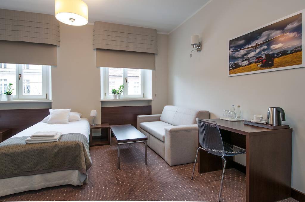 B&B Wieniawa Parking I Sniadanie W Cenie! Breakfast And Parking Included! Leszno  Esterno foto
