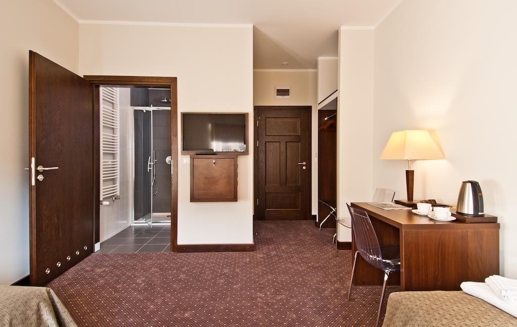 B&B Wieniawa Parking I Sniadanie W Cenie! Breakfast And Parking Included! Leszno  Esterno foto